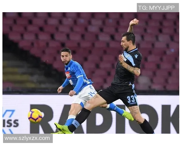 布雷达与登博斯的激烈对决揭示了荷甲联赛的竞争魅力与战术较量 布雷达与登博斯的激烈对决揭示了荷甲联赛的竞争魅力与战术较量